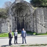 Justinianos Köprüsünde  incelemelerde  bulunduk