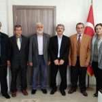 SAKÜDE YÖNETİMİ ADAPAZARI KAYMAKAMI YUSUF ZİYA ÇELİKKAYA’YI ZİYARET ETTİ.