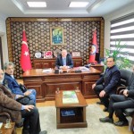 Dernek Yönetimi Arifiye Kaymakamı Bekir Dınkırcı’yı ziyaret etti